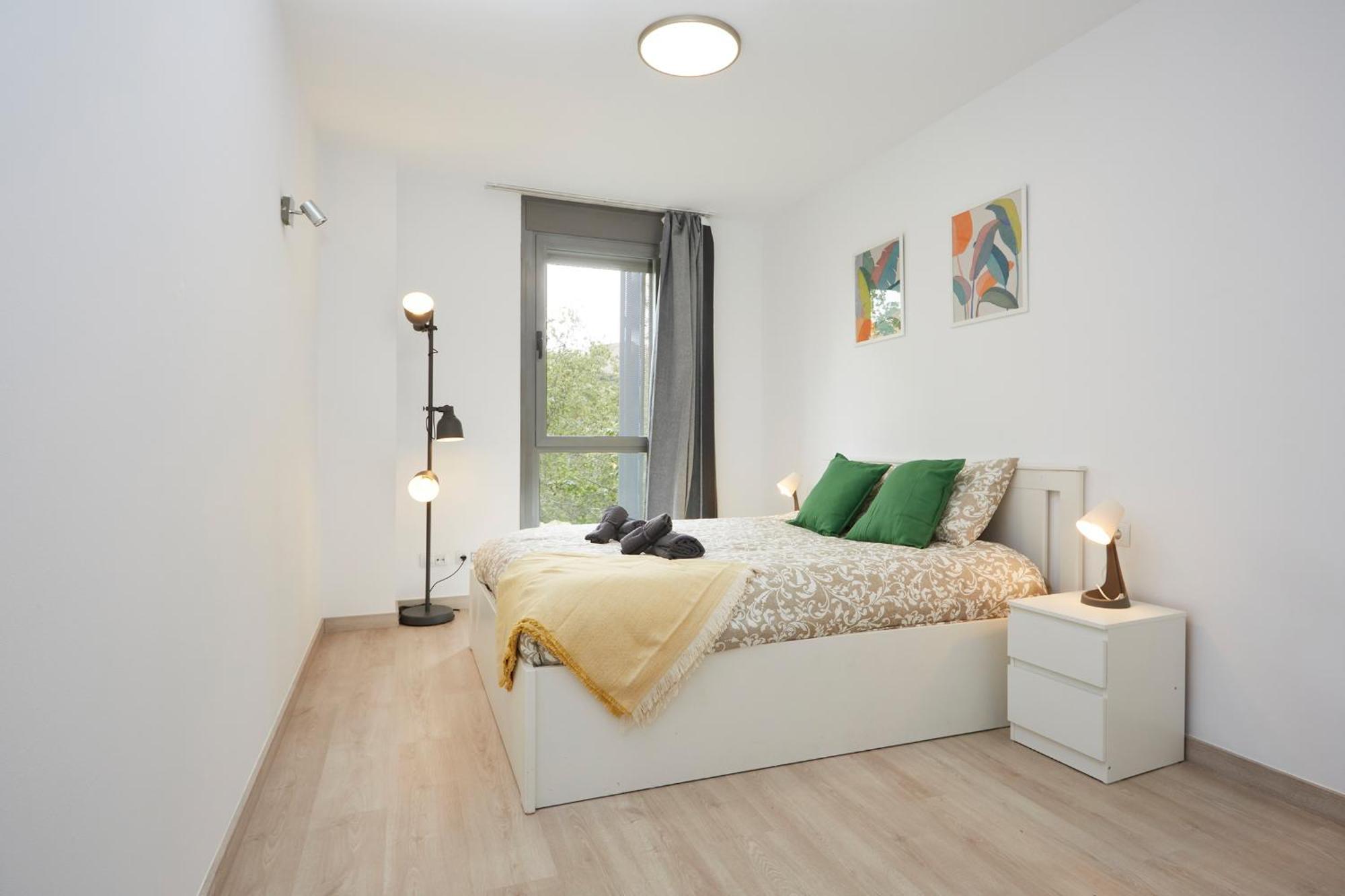 Three Bedroom Two Bathroom Apartment Close To Beach บาร์เซโลนา ภายนอก รูปภาพ